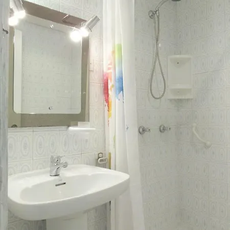 Www Parques De La Catedral Travel Com Parking Privado Gratis Apartment Leon Exterior photo